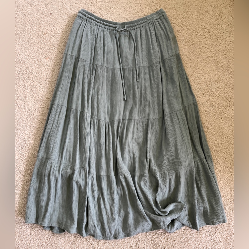 Light green Gap skirt size 4